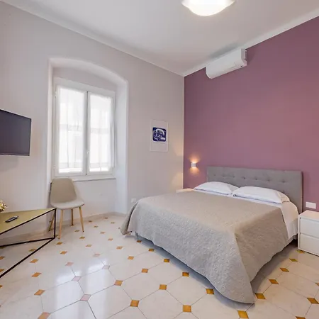 5 Terre Blue Light House 아파트