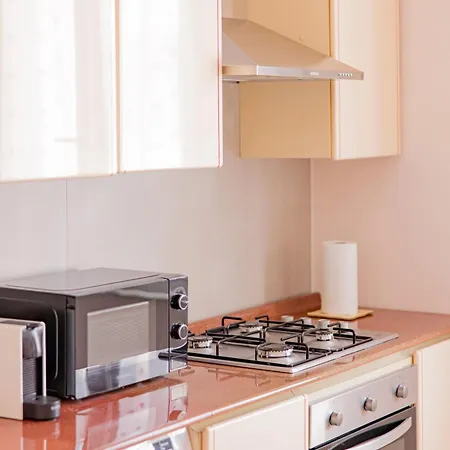 5 Terre Blue Light House *