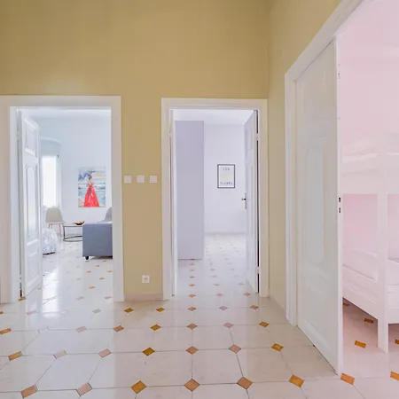 Blue Light House - Centro, 5 Terre A 5 Min Apartman