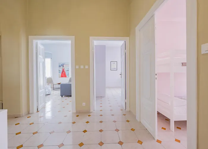 5 Terre Blue Light House Апартаменты