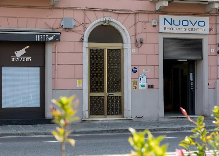 Апартаменты 5 Terre Blue Light House