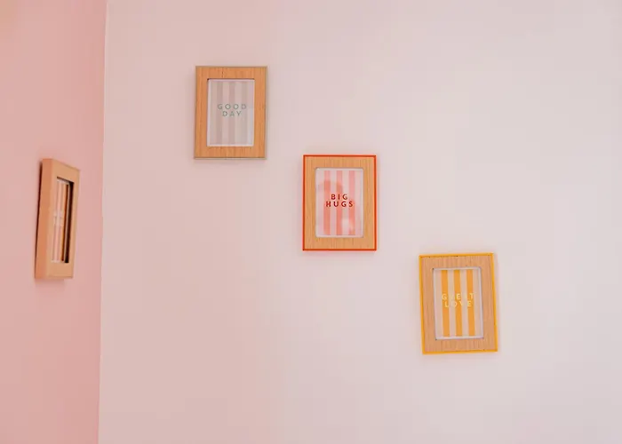 5 Terre Blue Light House *